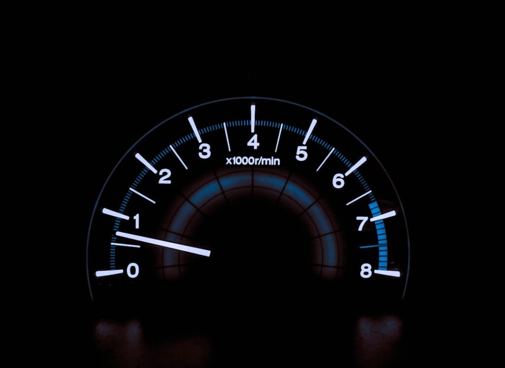 Dashboard mostrando métricas de Core Web Vitals en el análisis de rendimiento de una página web para PyME